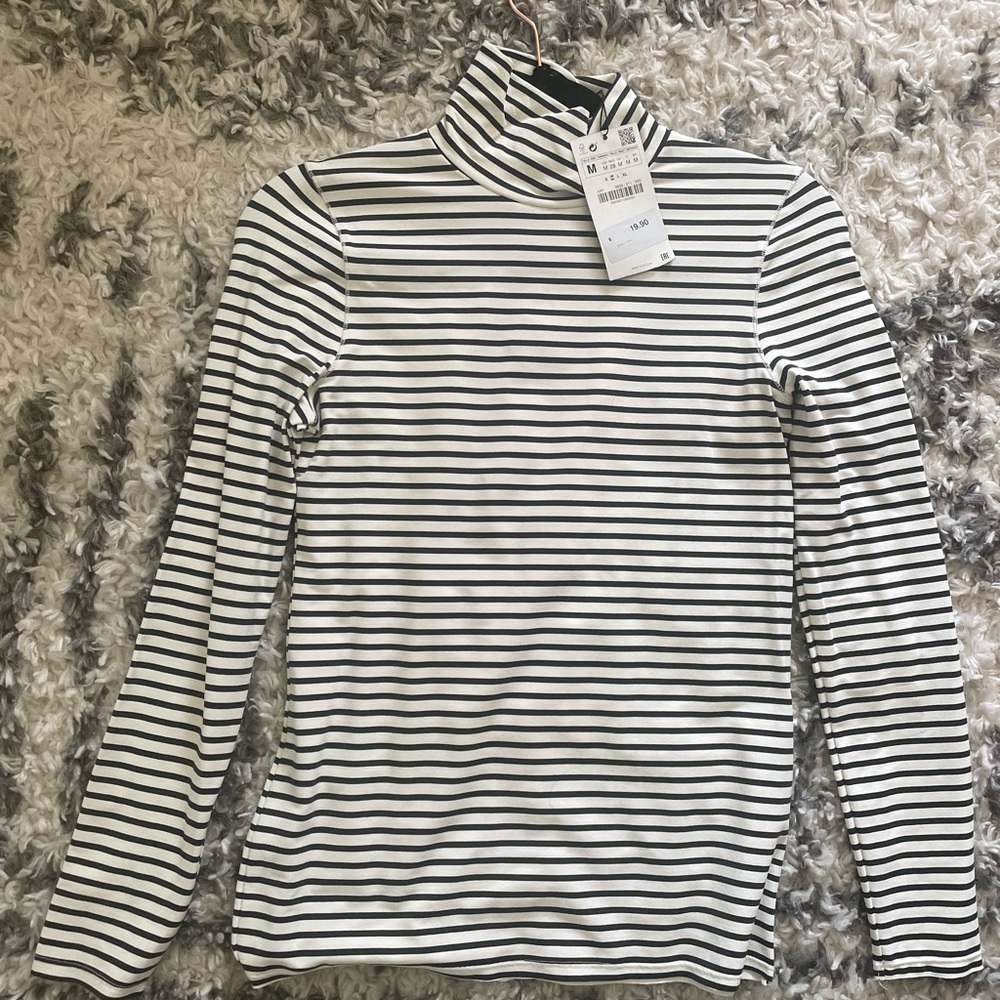 NWT Zara Striped Turtleneck sz M